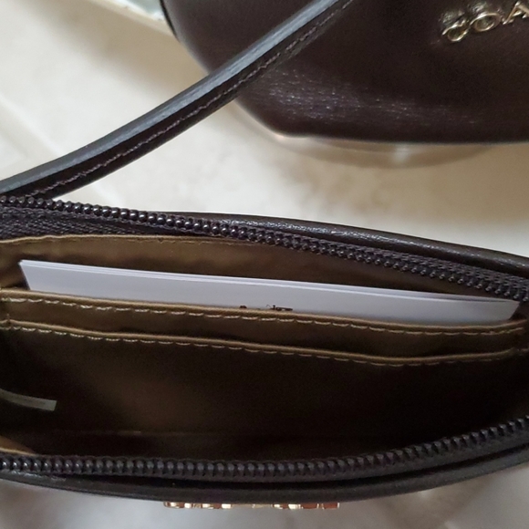 👛🛍 COACH Brown Zebra Handbag & Wristlet Wallet - Picture 8 of 17